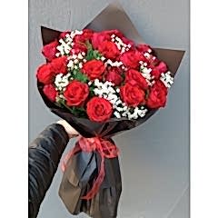 11 Adet Kırmızı Gül Buketi